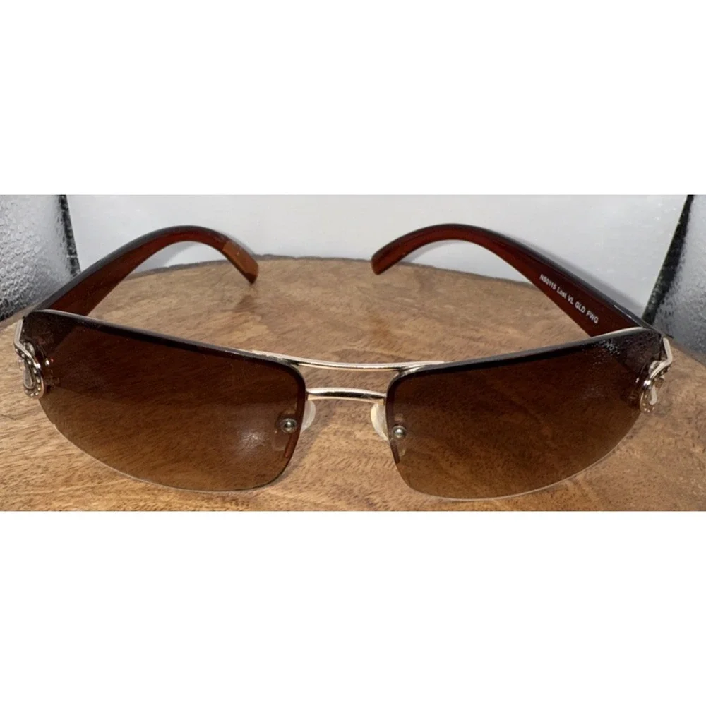 Downtown Summer Vacation Foster Grant VL Gold Brown Gradient Sunglasses‎